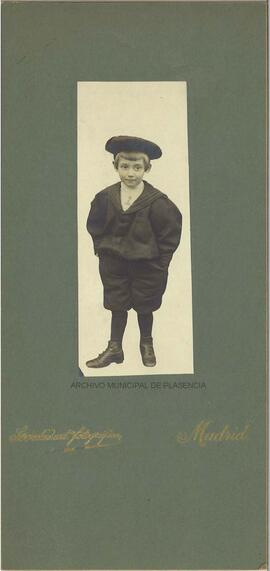 Retrato de niño. (Madrid)